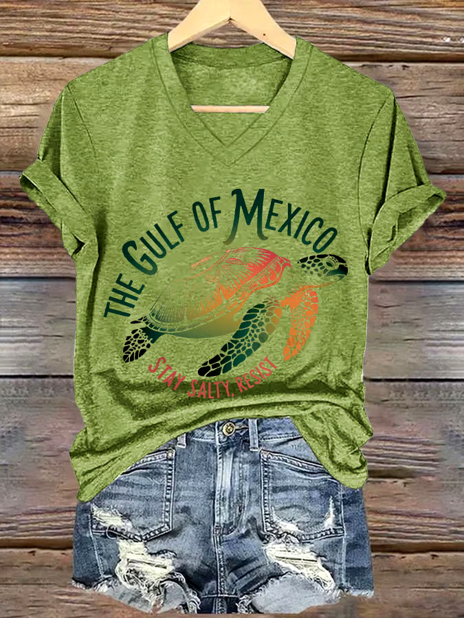 🌊Buy 3 get 12% off丨Women's Sea Turtle The Gulf Of Mexico Printed V Neck T-shirt