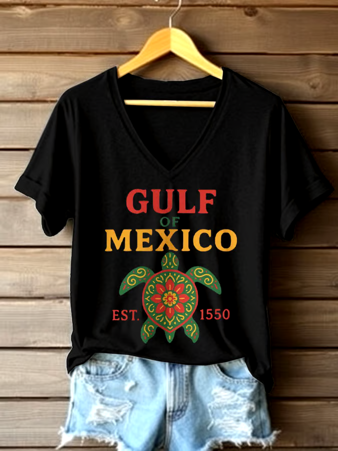 🌊Buy 3 get 12% off丨Women's Sea Turtle The Gulf Of Mexico Printed V Neck T-shirt